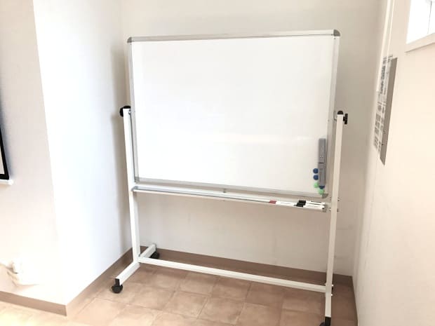 ホワイトボード|第三会議室(本館3階)|高崎白銀ビル貸し会議室