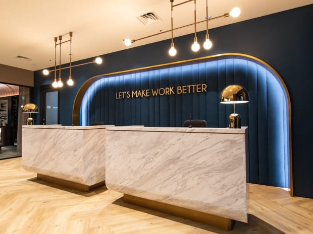 受付_ご利用の際は受付までお越しください。|JustCoグラントウキョウサウスタワー