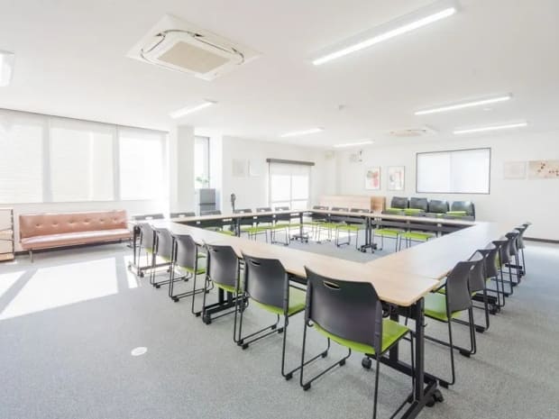 ロの字レイアウト|Brain会議室