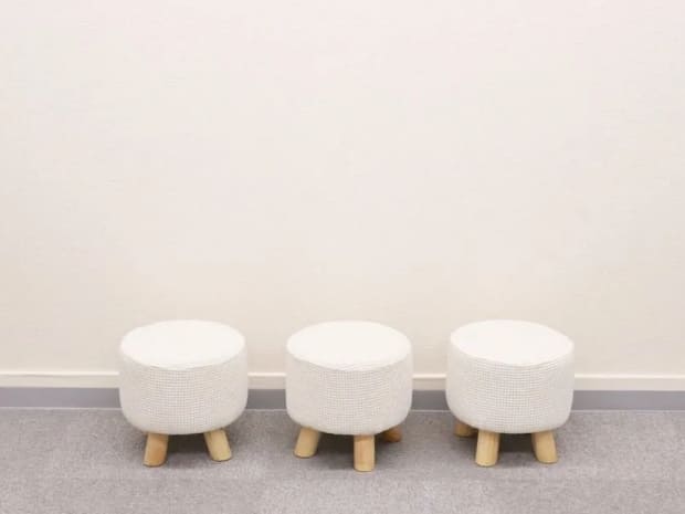 椅子|COCO会議室なんば駅前店