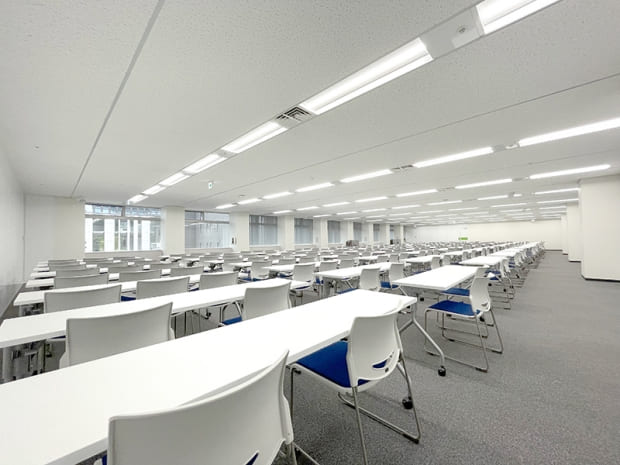 Vision Hall|スクール形式|ビジョンセンター東京八重洲