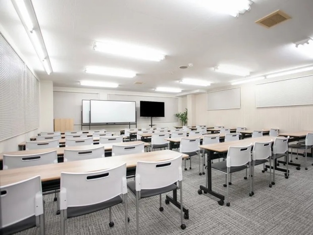 最大40名まで収容可能|ルームス 茅場町店