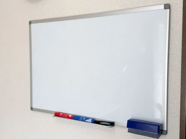 ホワイトボード|無料備品|「GreenAce7」Salon & Meeting Space
