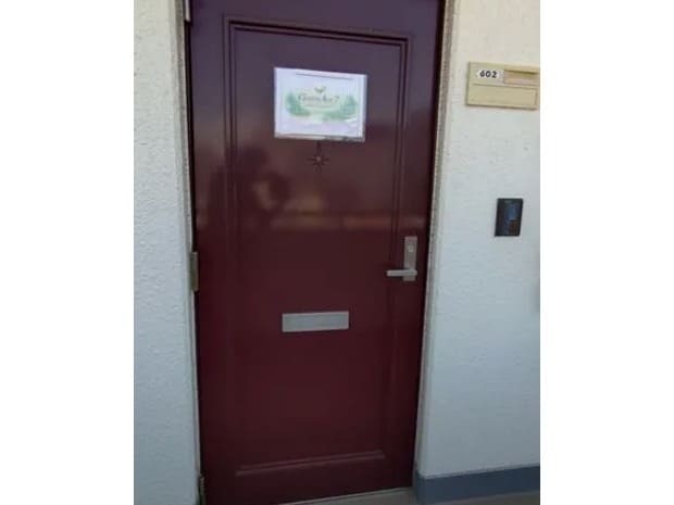 ドア前|「GreenAce7」Salon & Meeting Space