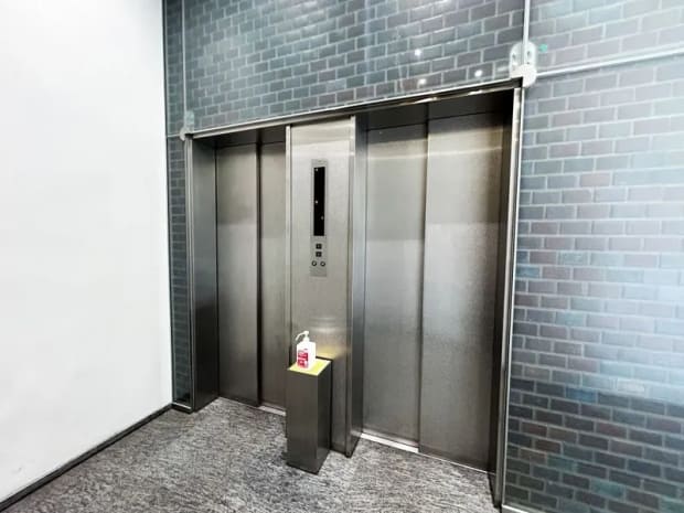 エレベーター前|Bit Room SAKAE