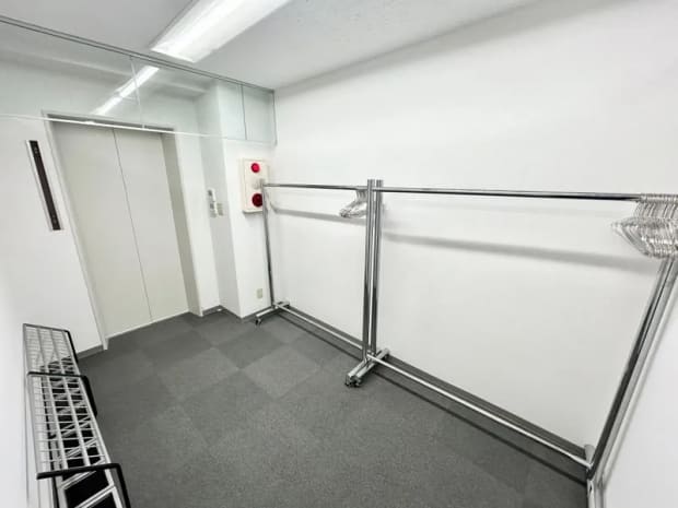 ハンガーラック|無料備品|TIME SHARING 渋谷 藤和宮益坂ビル 7F